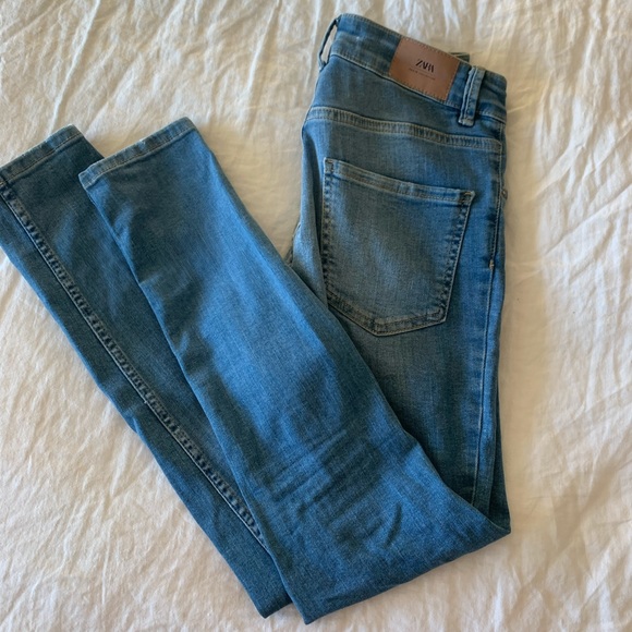 Zara skinny jeans with rips